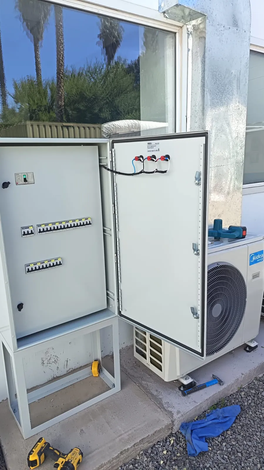 Tableros eléctricos y sistemas de control SERMEC